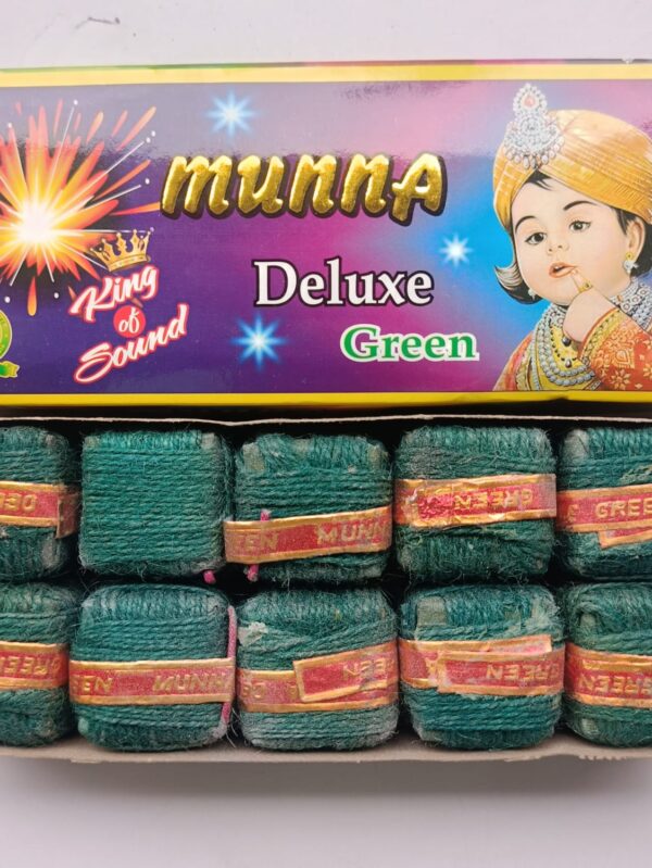 Munna Atom Bomb (Deluxe)